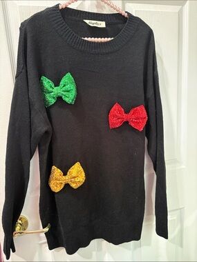 Haptics NWOT black with sequence bows festive sweater